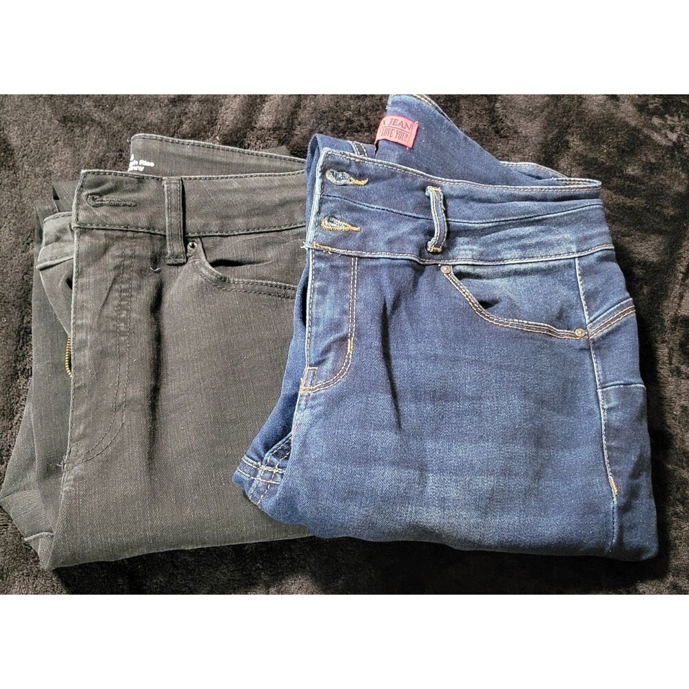 Lot Of 2 Size 14 Woman's Jeans Time & Tru Wax Jean